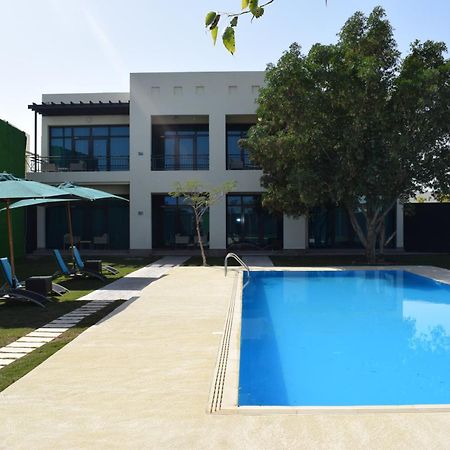 Retaj Salwa Resort & Spa Doha Exteriör bild A villa in Al Reef