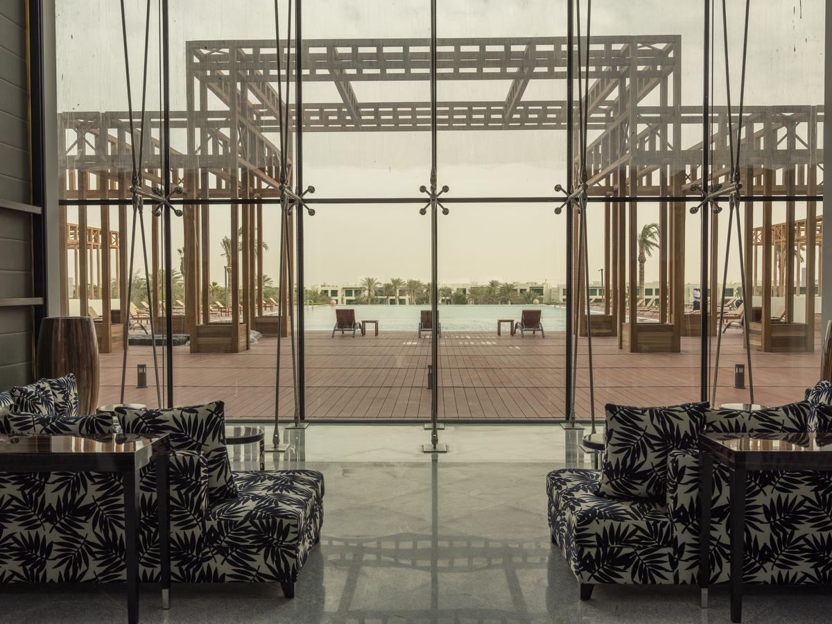 Retaj Salwa Resort & Spa Doha Exteriör bild The interior of the hotel